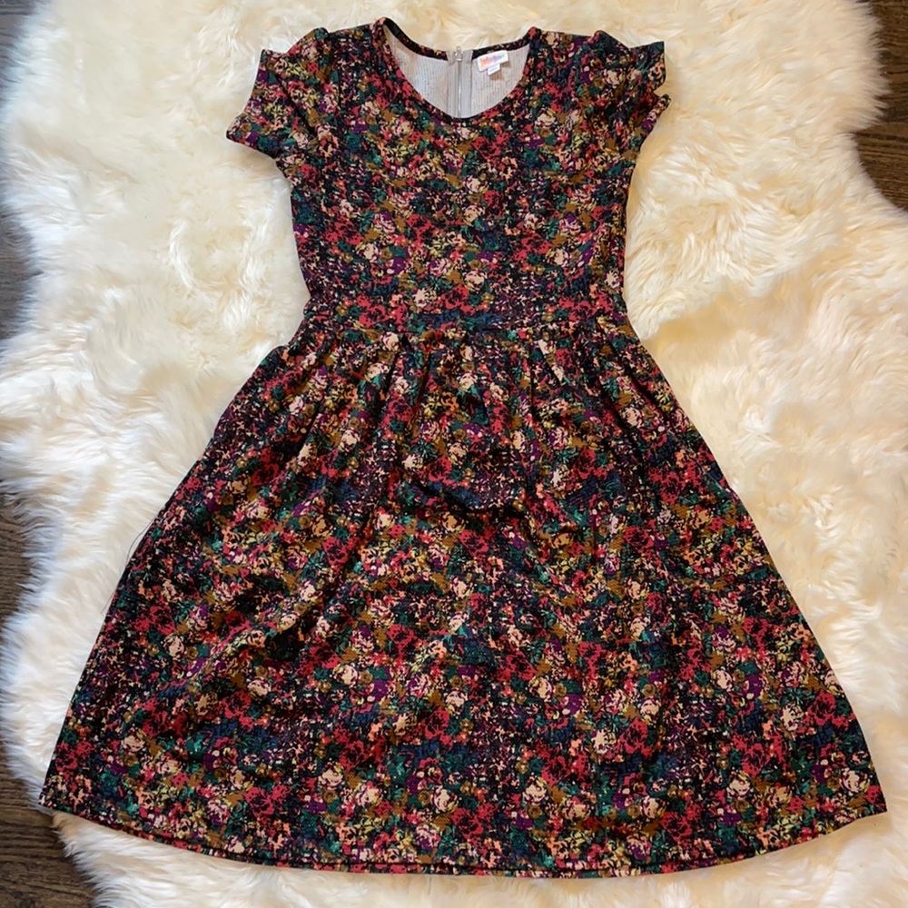 Like new LuLaRoe Amelia Dress